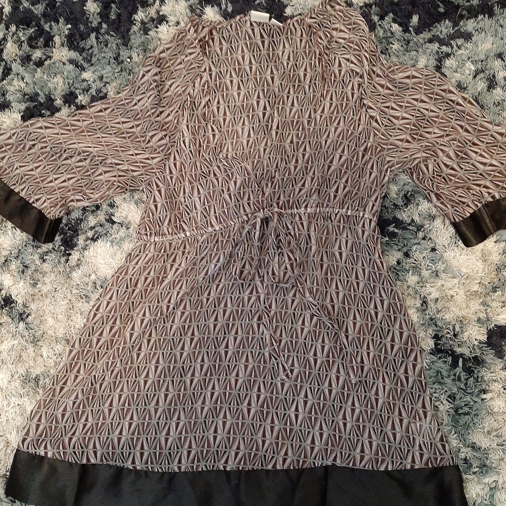 Sheer blouse - Picture 4 of 10